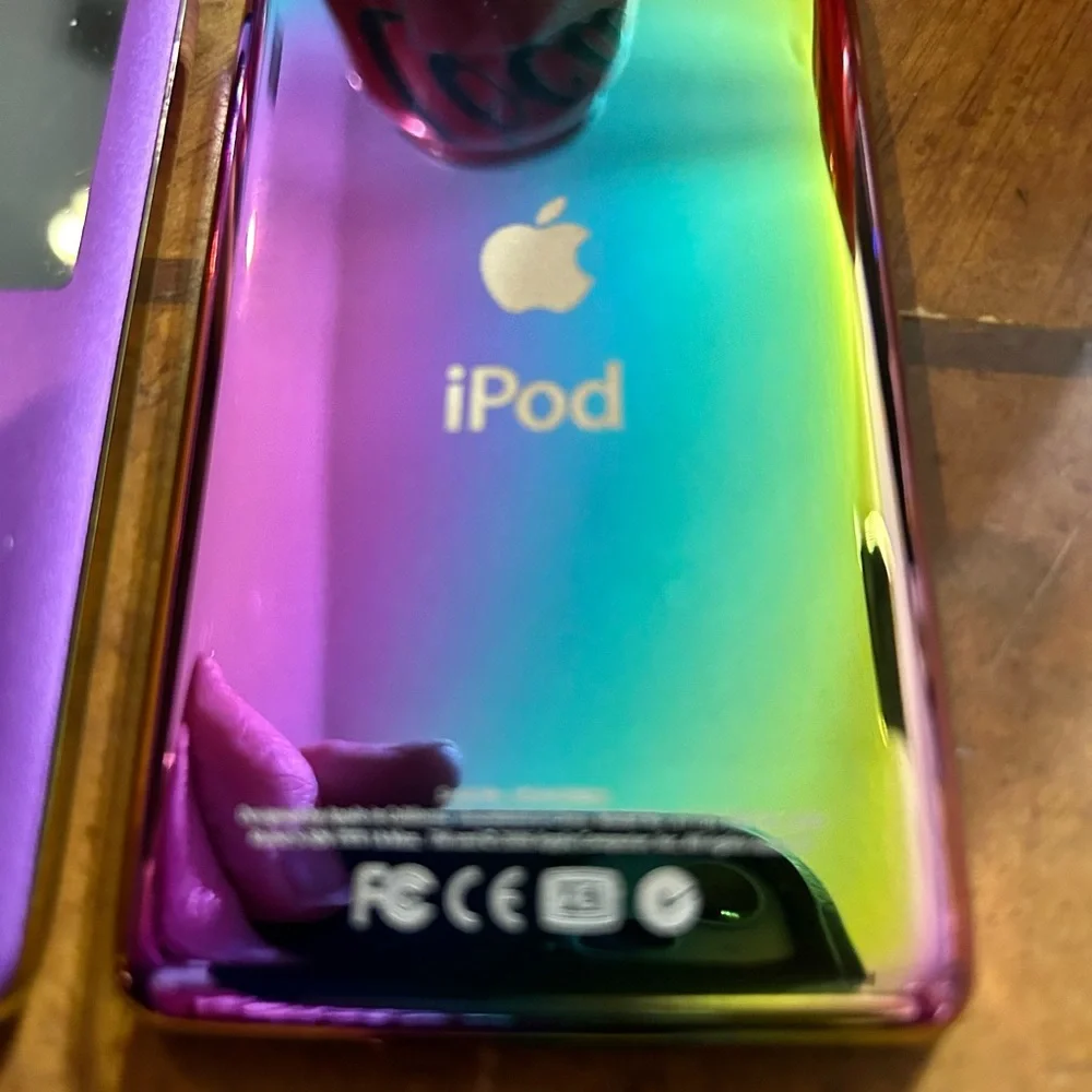 Apple iPod classic 6th generation 80gb Rainbow